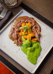 Grupo Santé celebra 13 anos de sabor, sucesso e tradição com prato especial em novembro