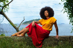 Ana Carinhanha e banda apresentam a experiência “Oriki” em Brasília