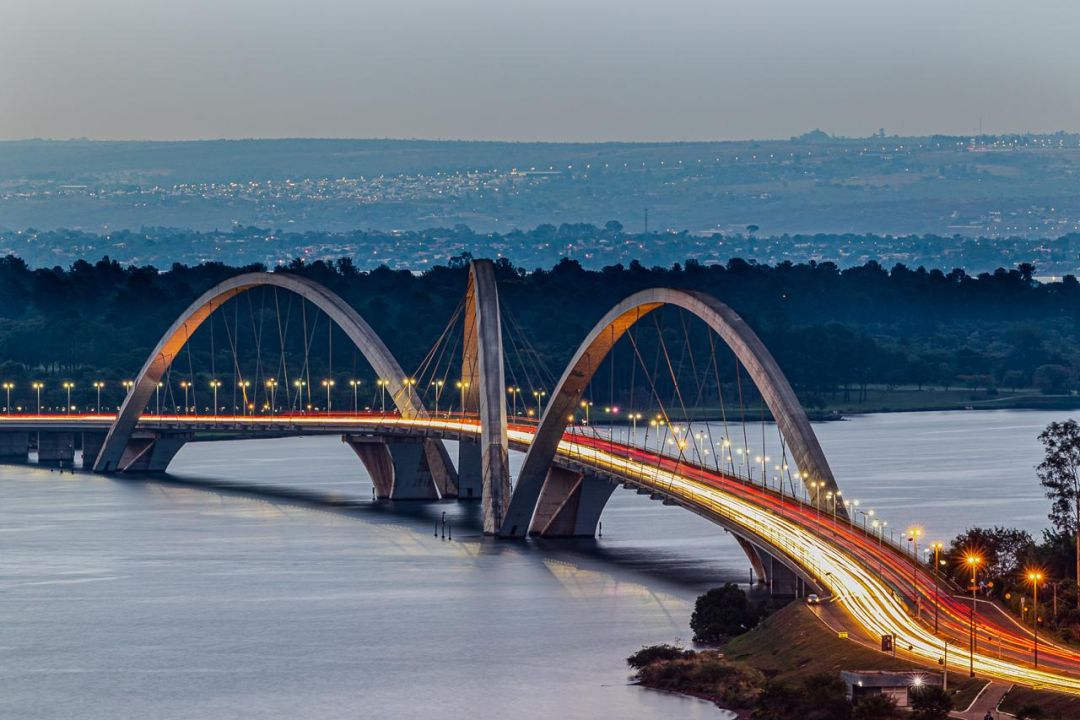 Ponte JK é eleita umas das mais lindas pontes do mundo